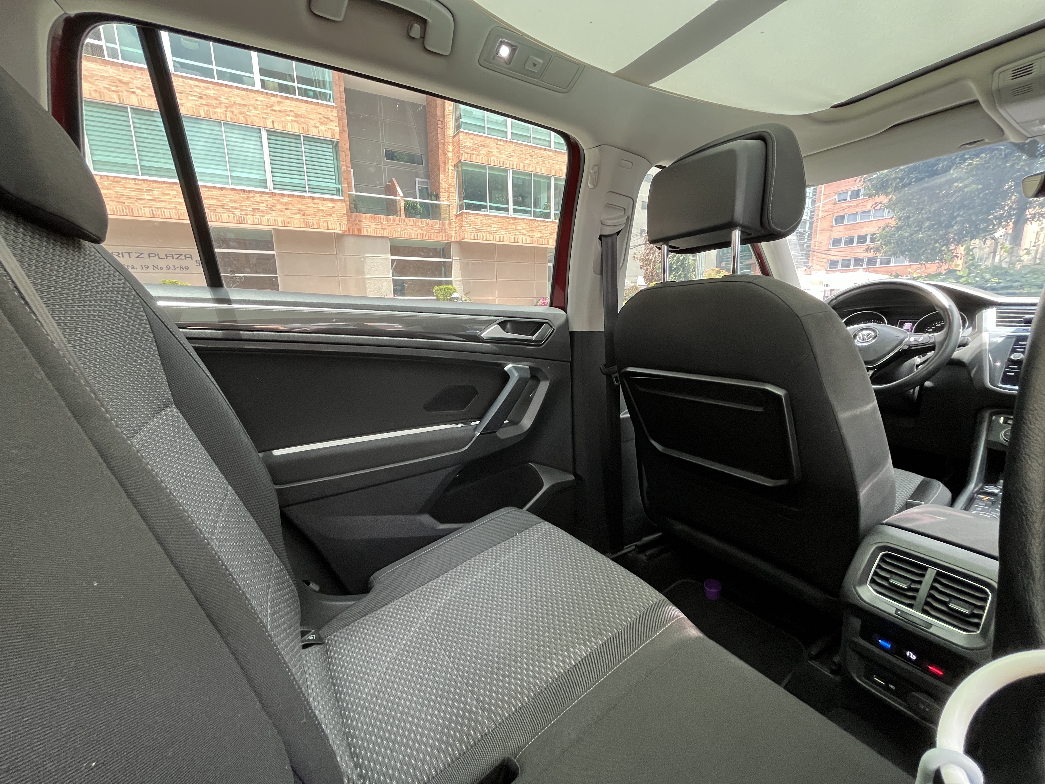 VOLKSWAGEN TIGUAN 2019