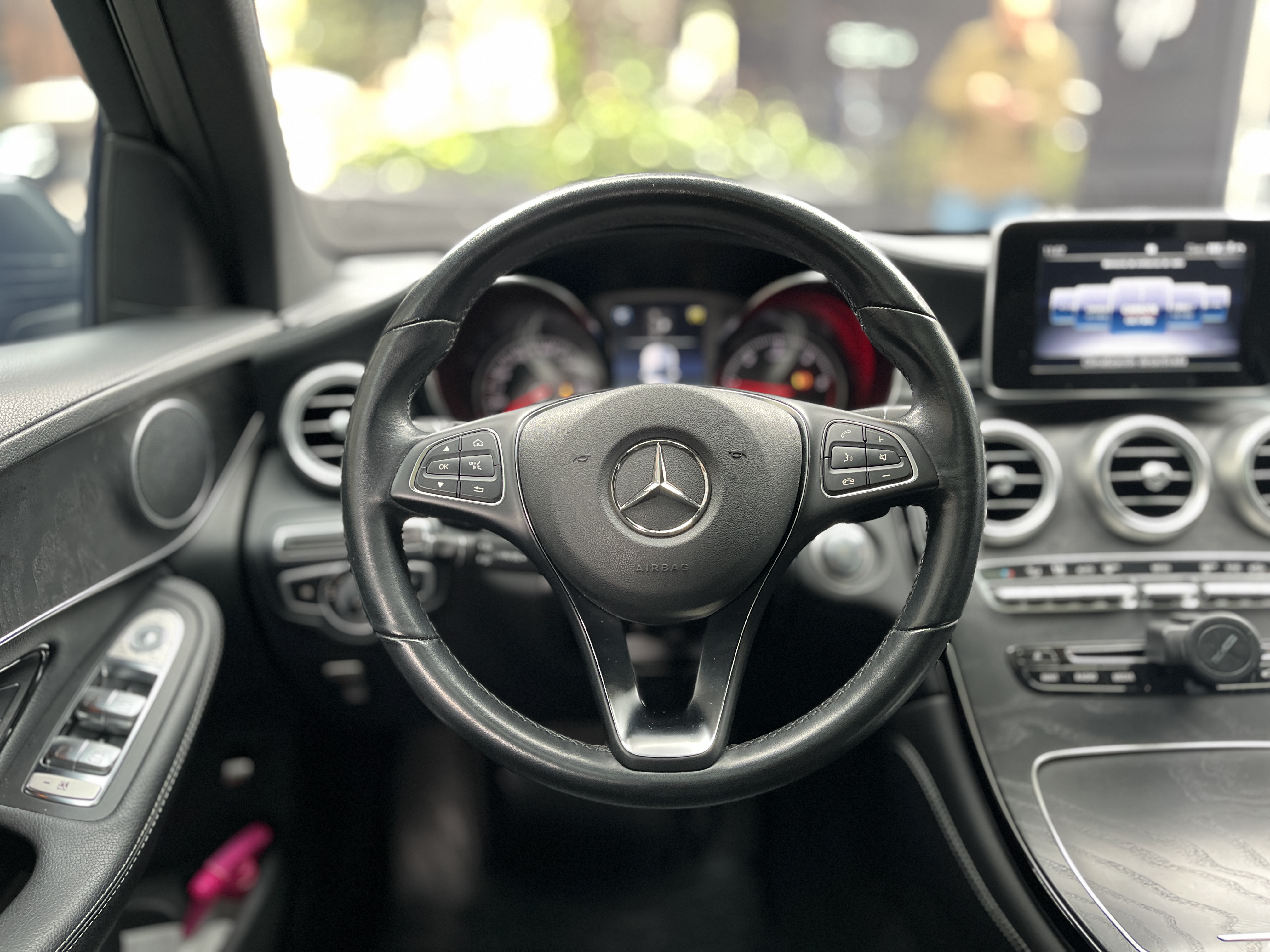 MERCEDES-BENZ GLC220D 4MATIC 2019