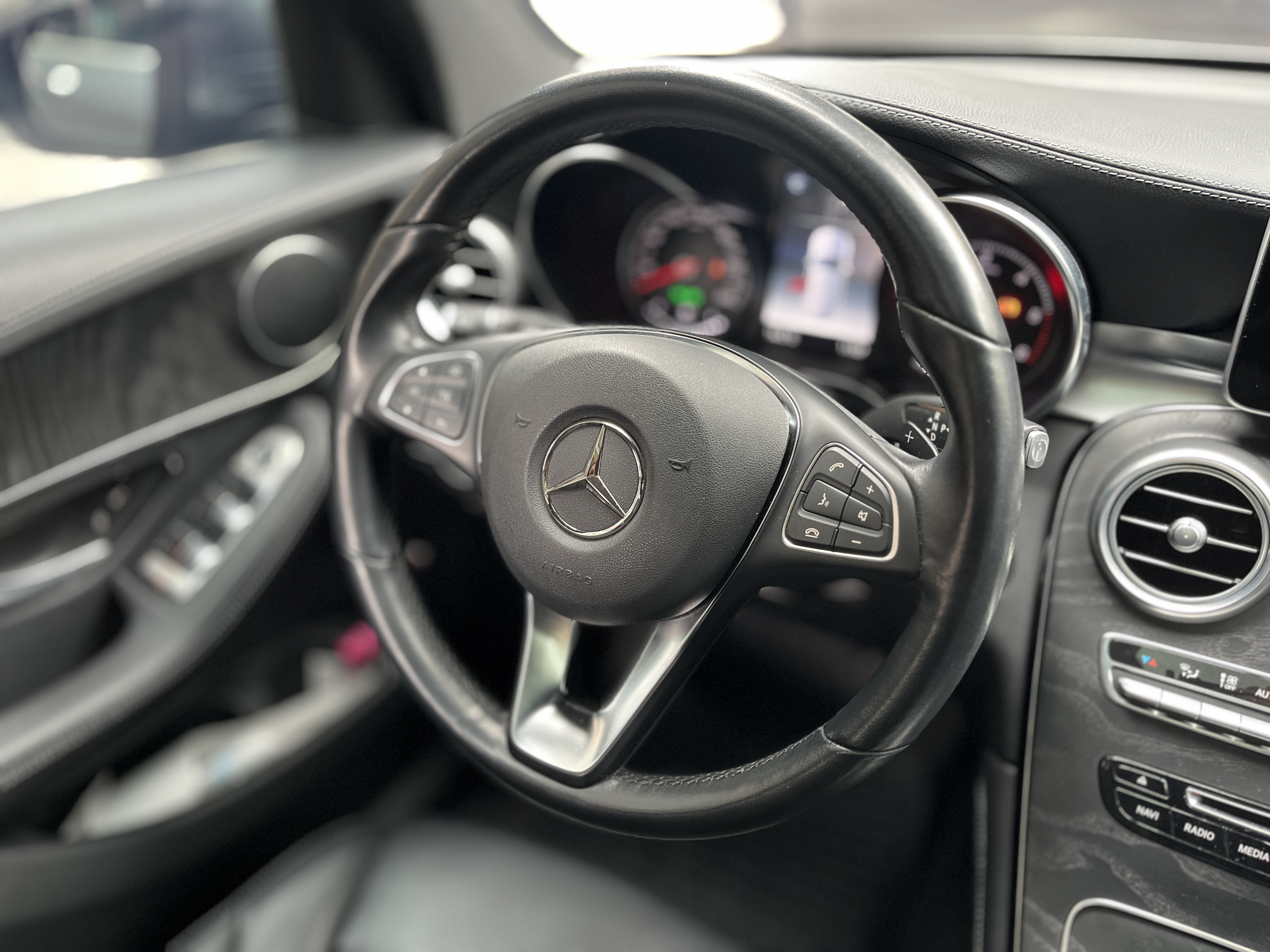 MERCEDES-BENZ GLC220D 4MATIC 2019