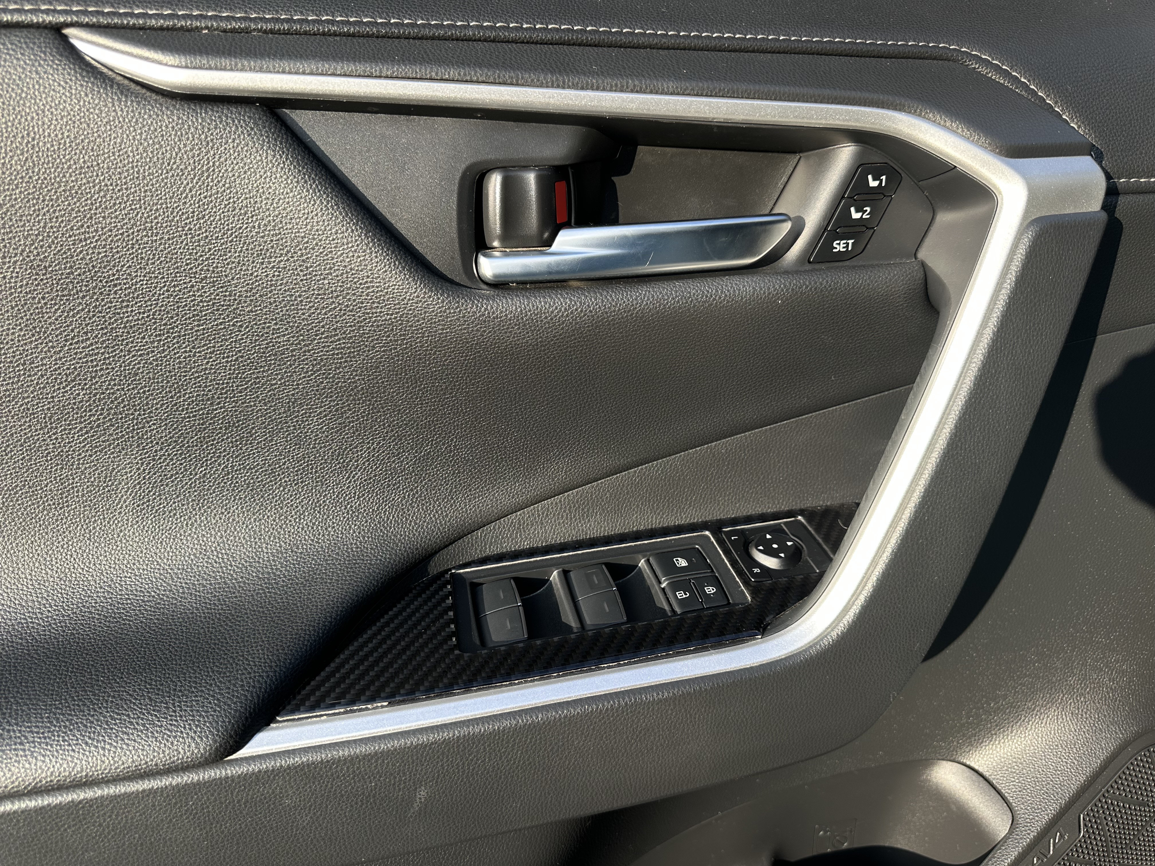 TOYOTA RAV4 LIMITED 2023