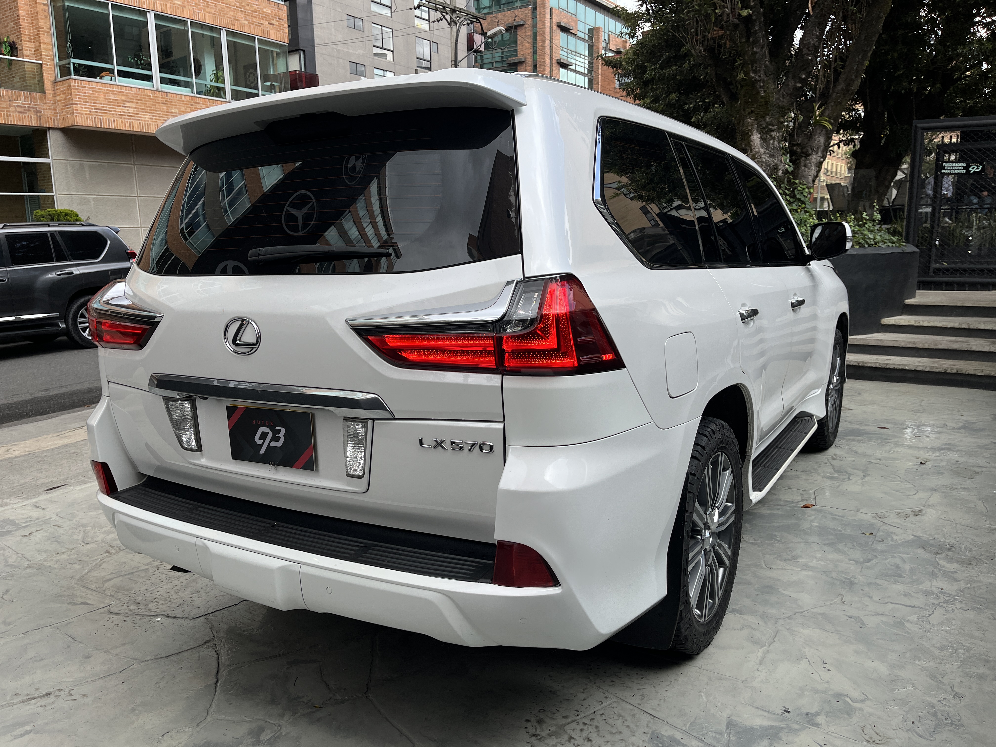 LEXUS LX570 BLINDADA 2016
