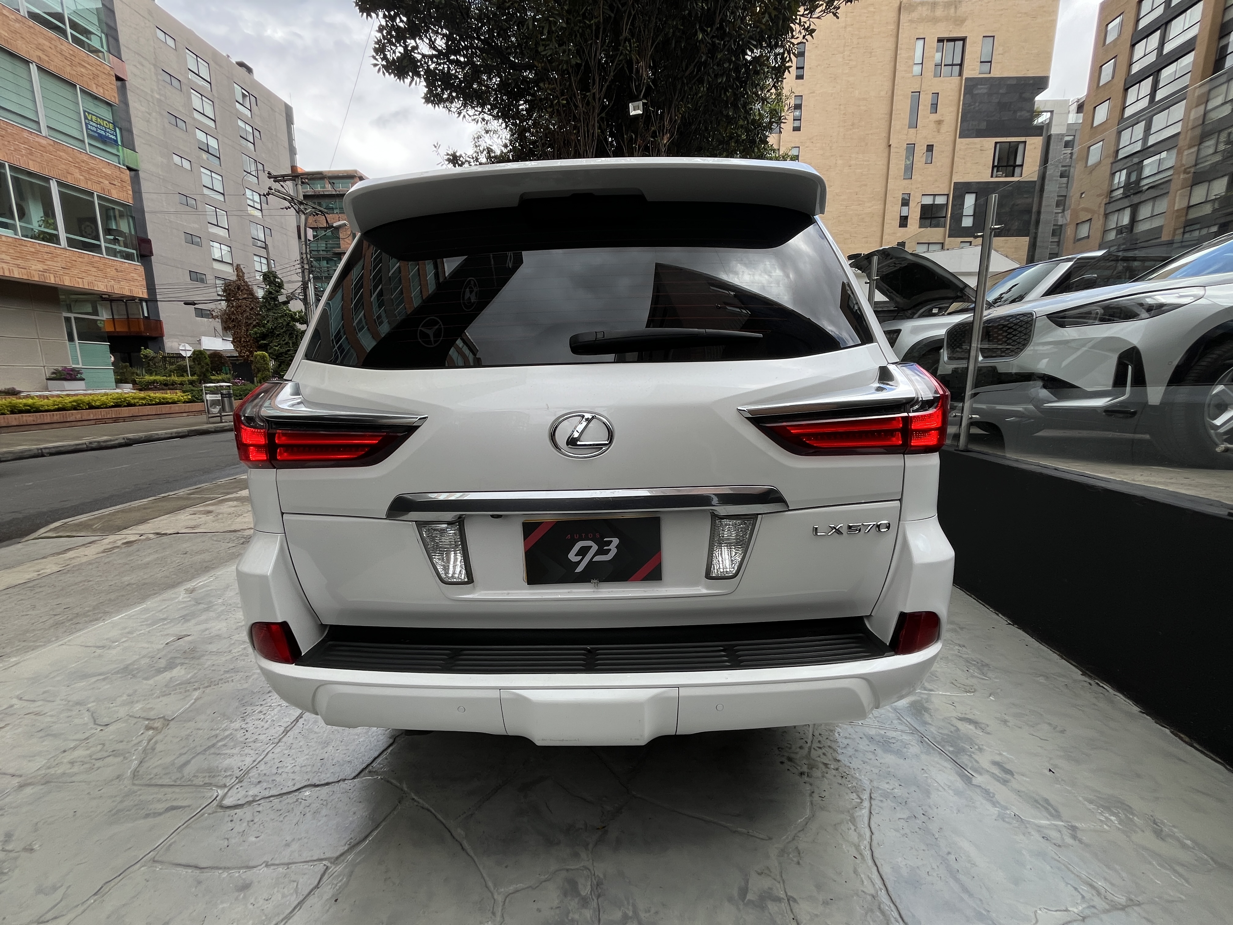 LEXUS LX570 BLINDADA 2016