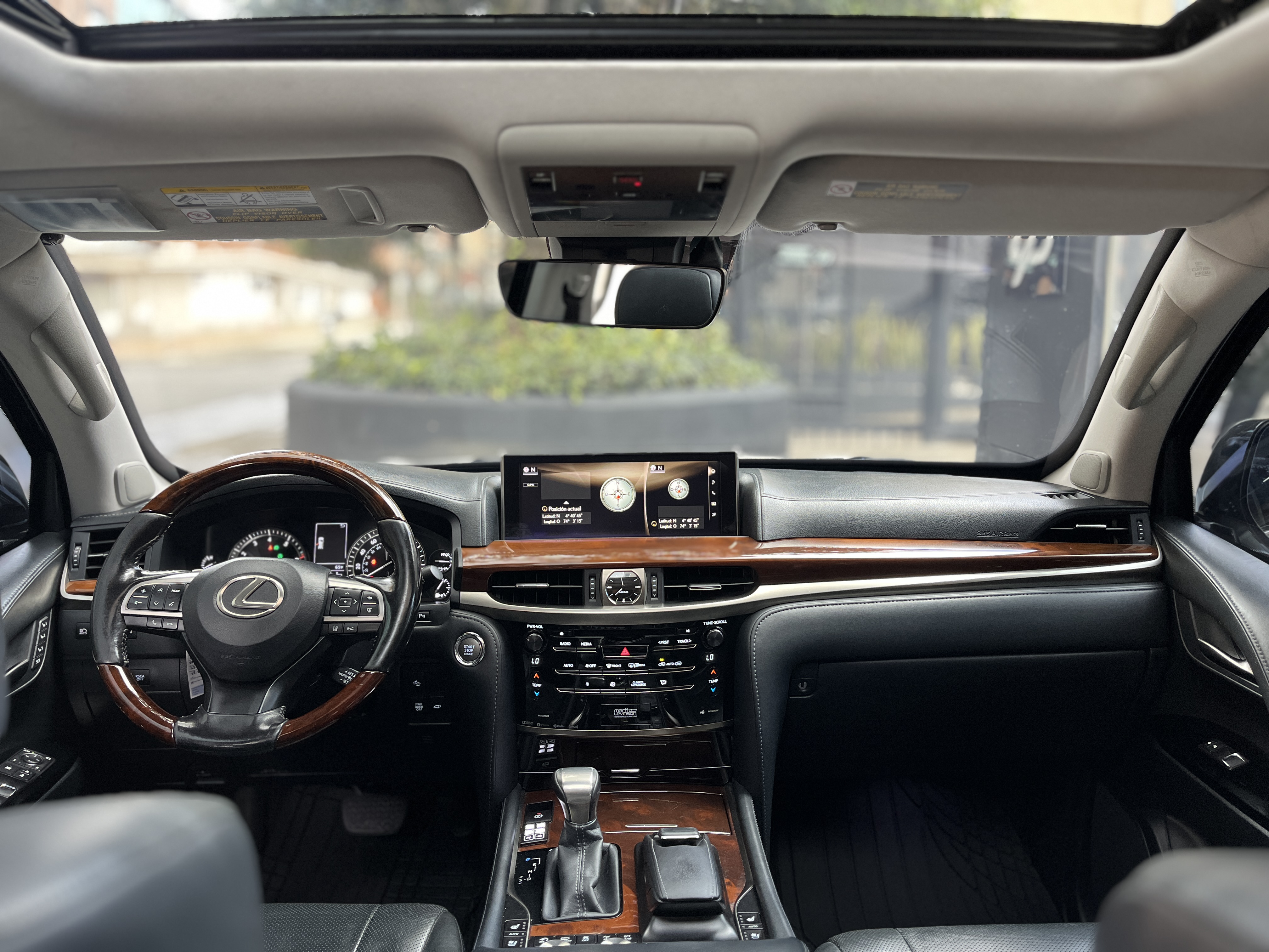 LEXUS LX570 BLINDADA 2016