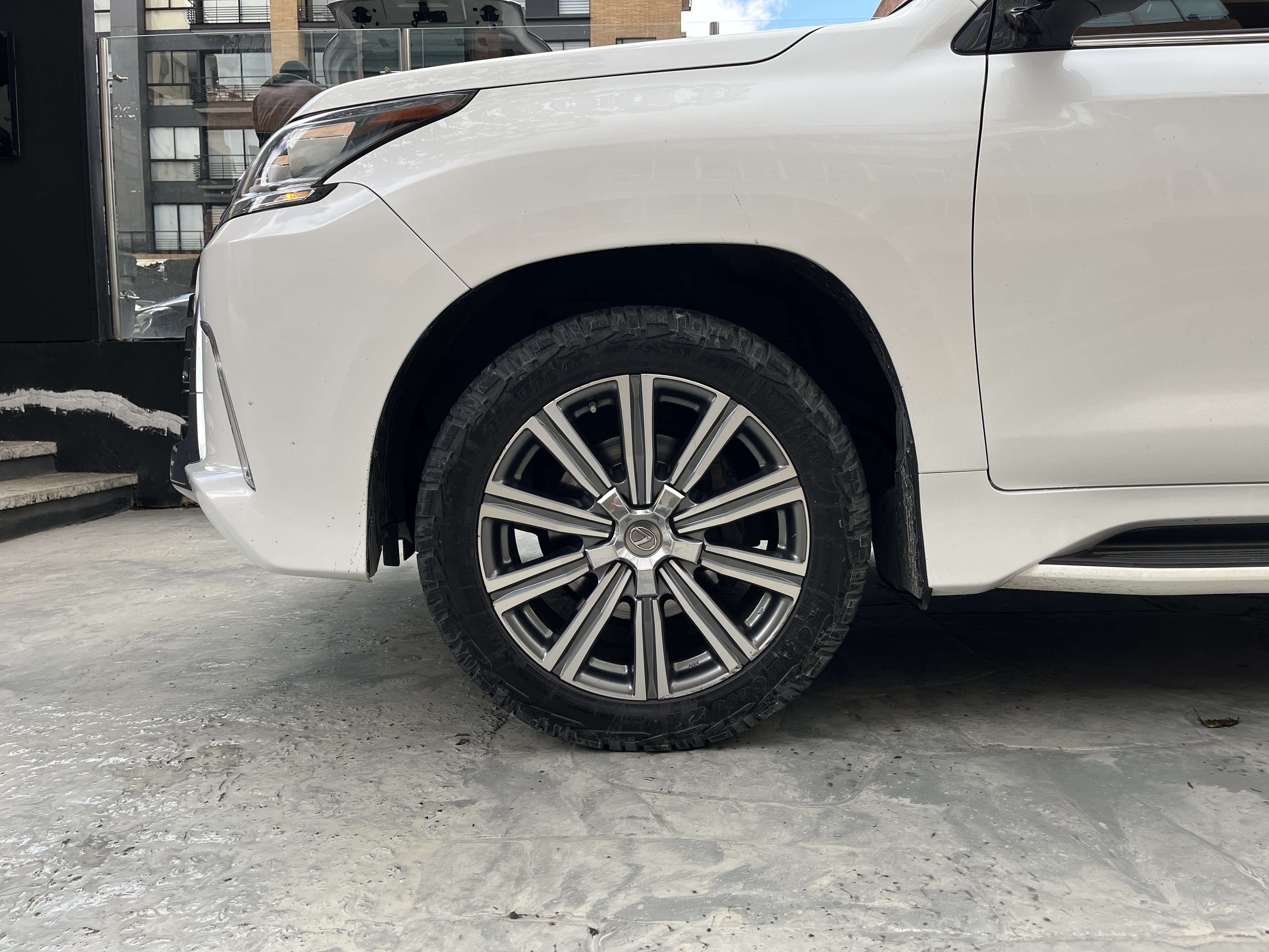 LEXUS LX570 BLINDADA 2016