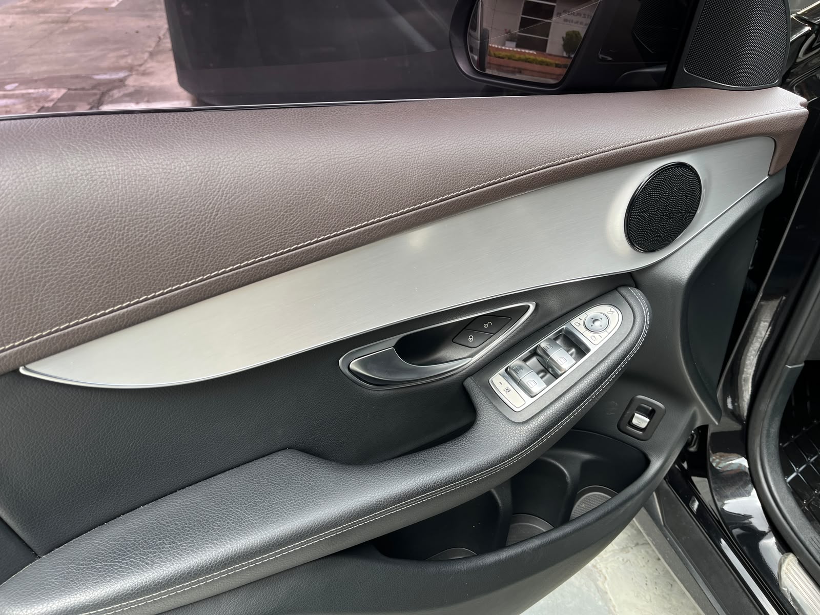 MERCEDES-BENZ GLC220D 4MATIC 2017