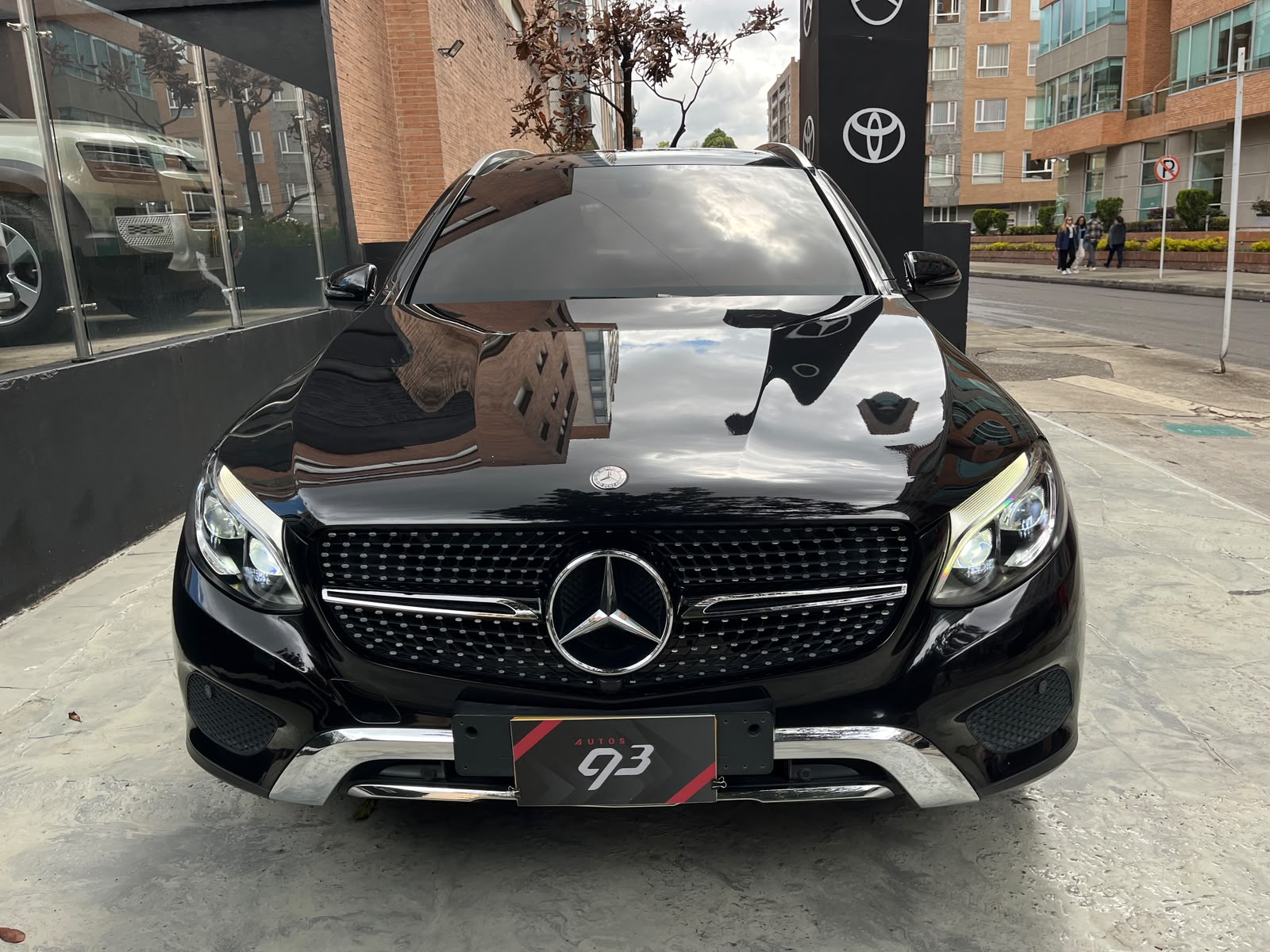 MERCEDES-BENZ GLC220D 4MATIC 2017