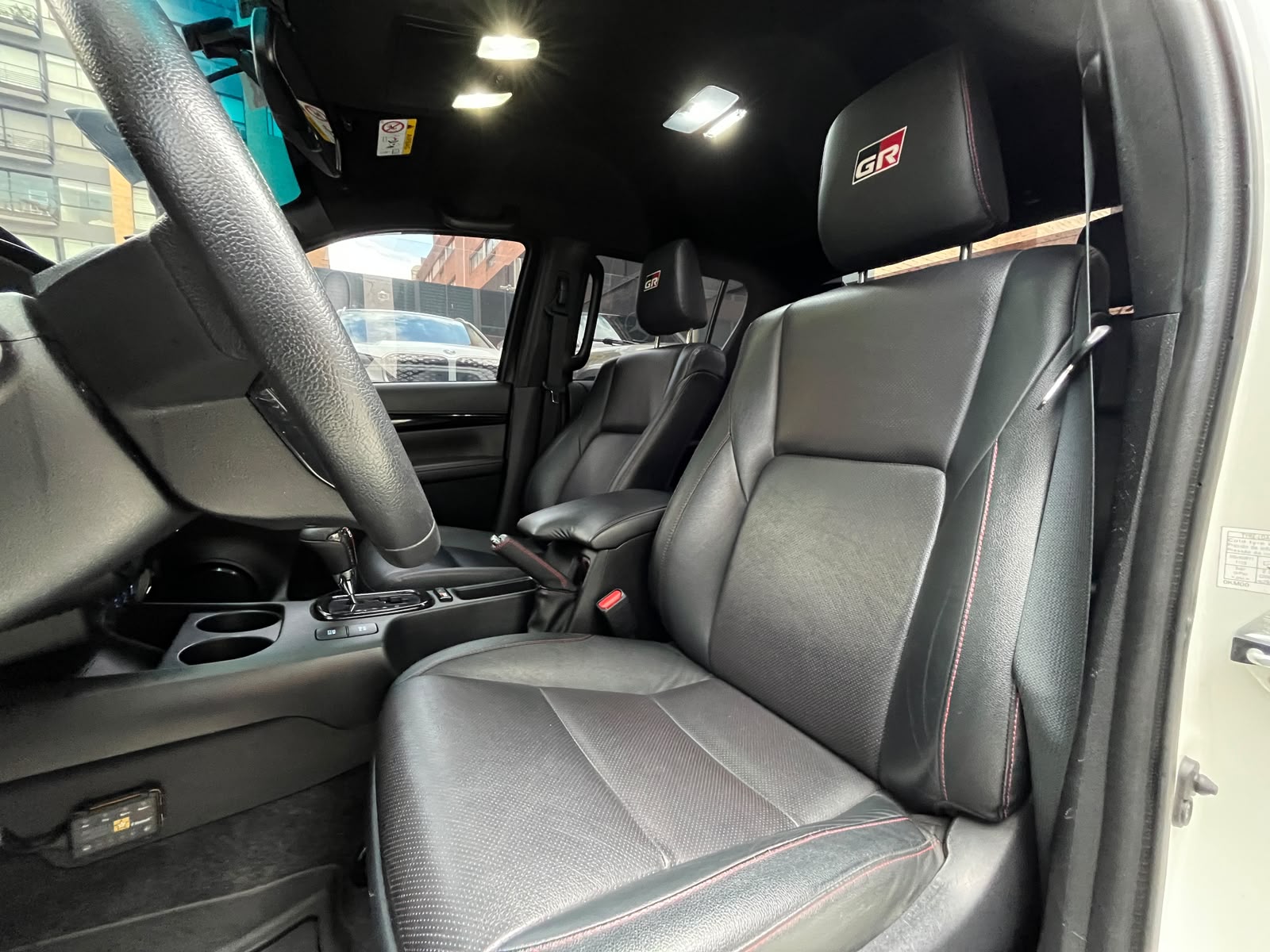 TOYOTA HILUX GR BLINDADA 2020