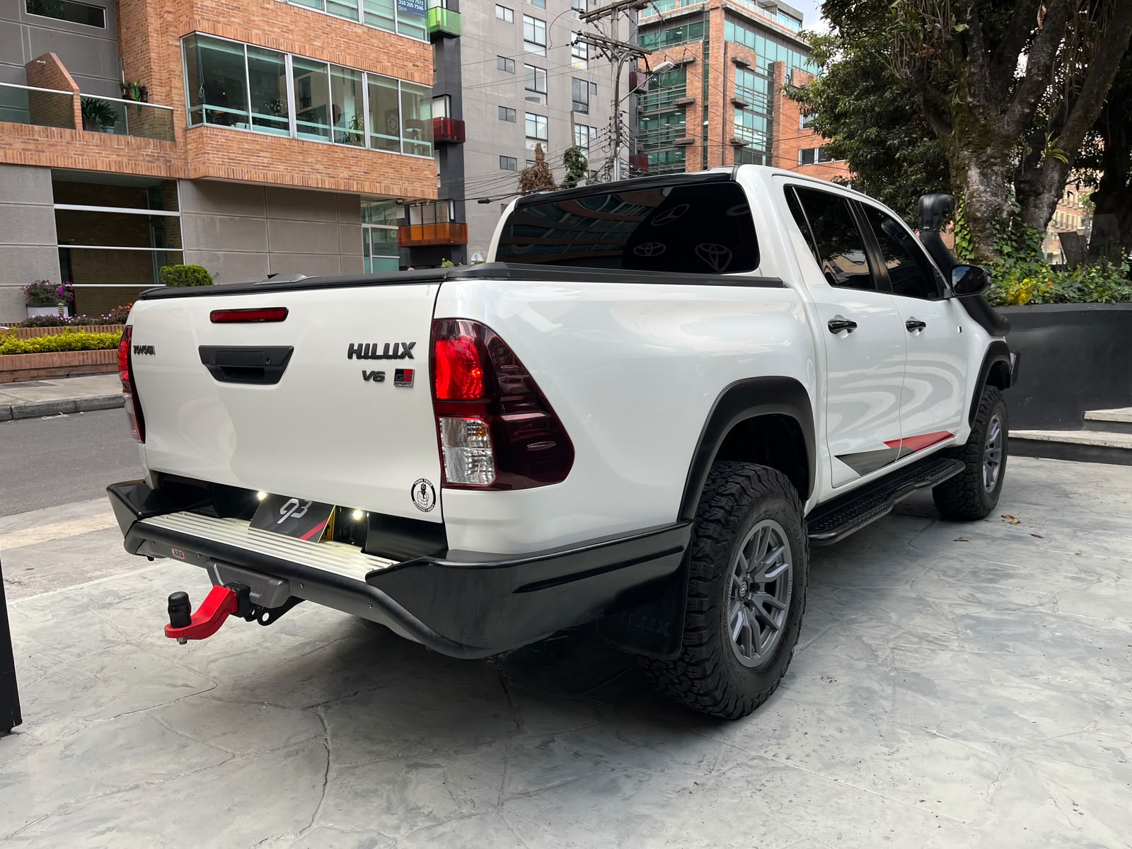 TOYOTA HILUX GR BLINDADA 2020