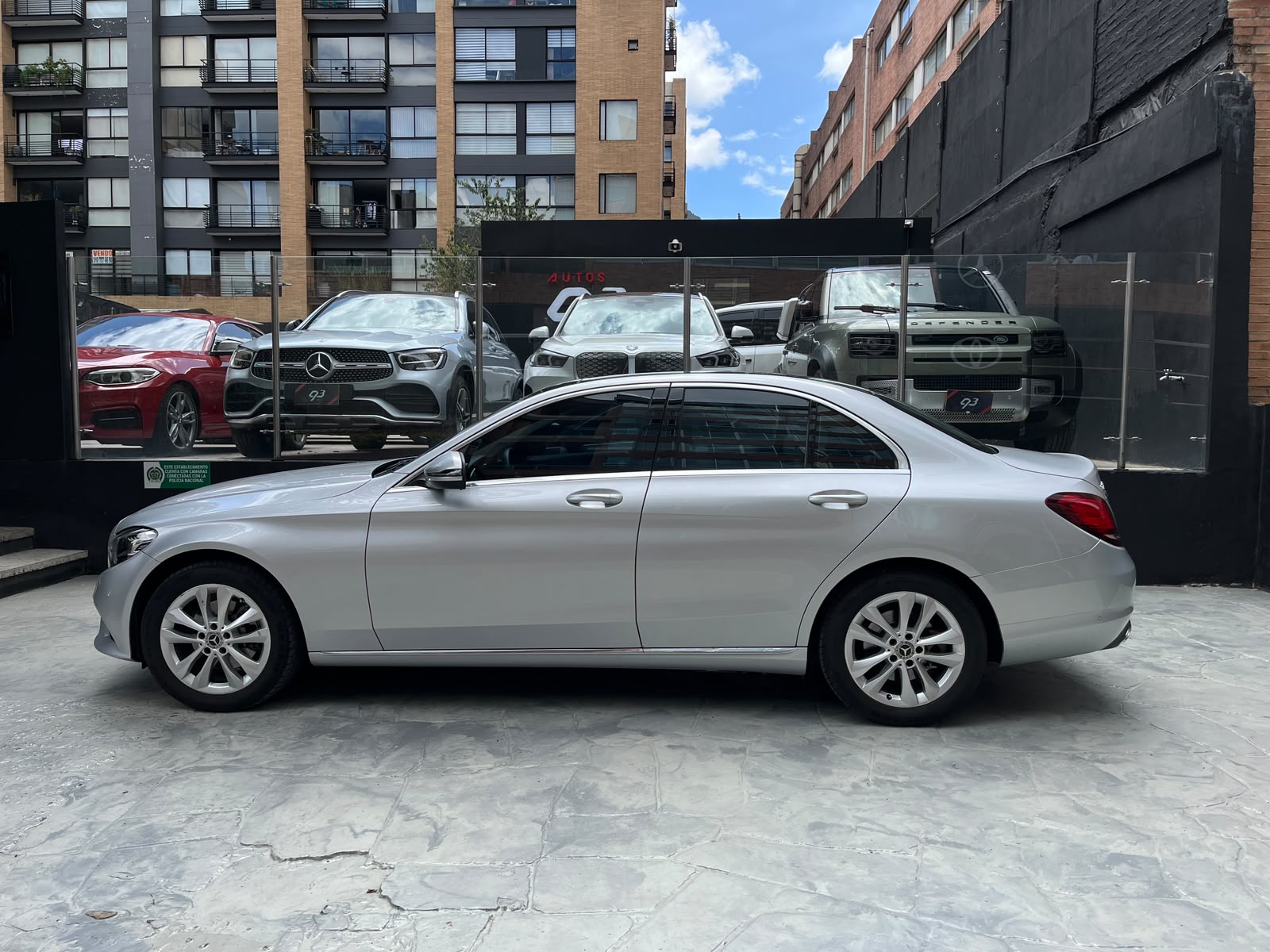 MERCEDES-BENZ C200 2021