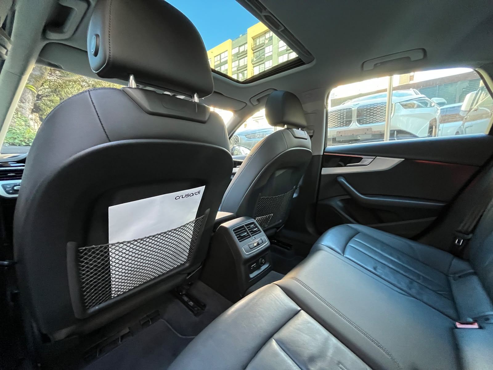 AUDI A4 2022