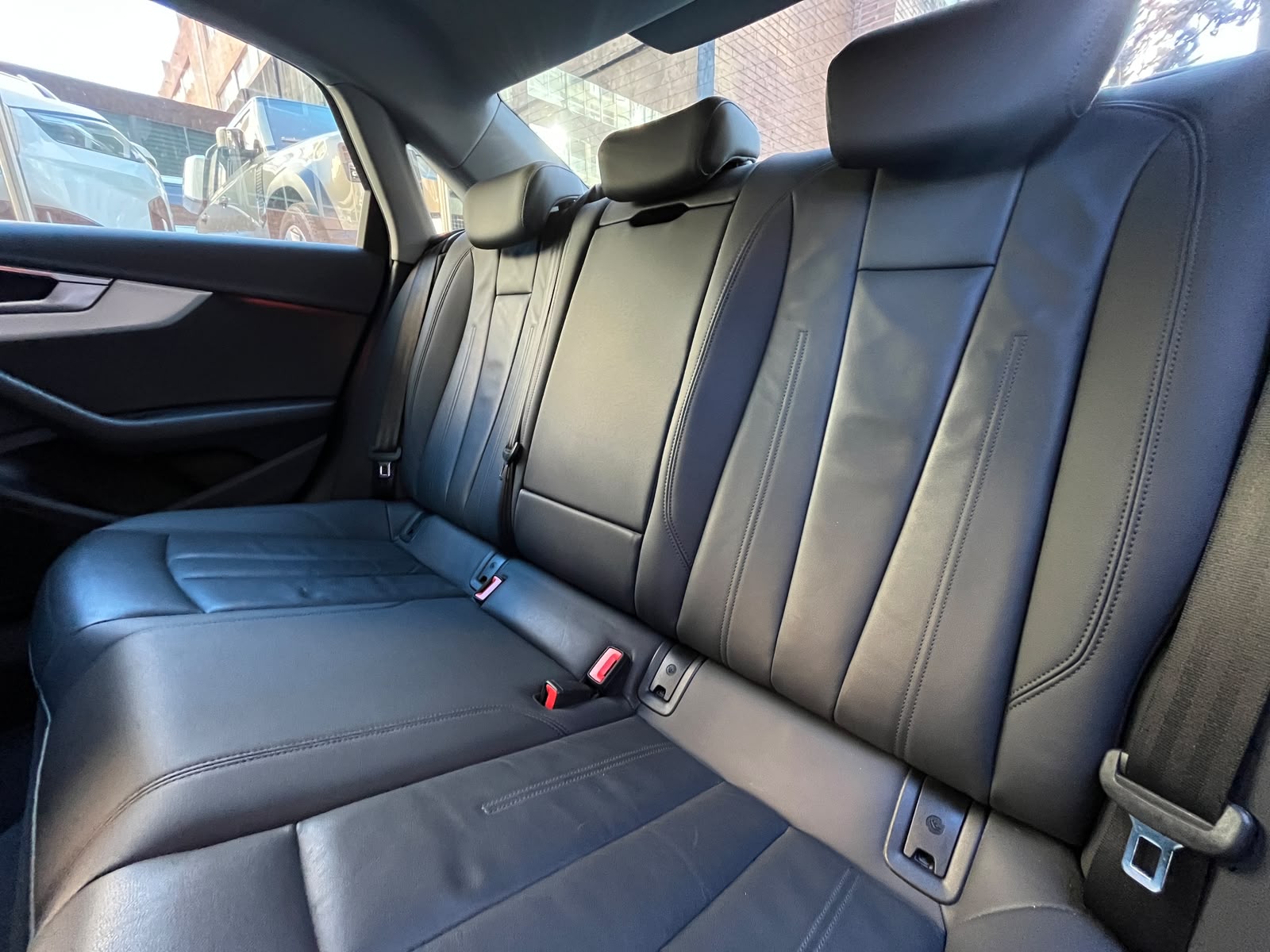 AUDI A4 2022