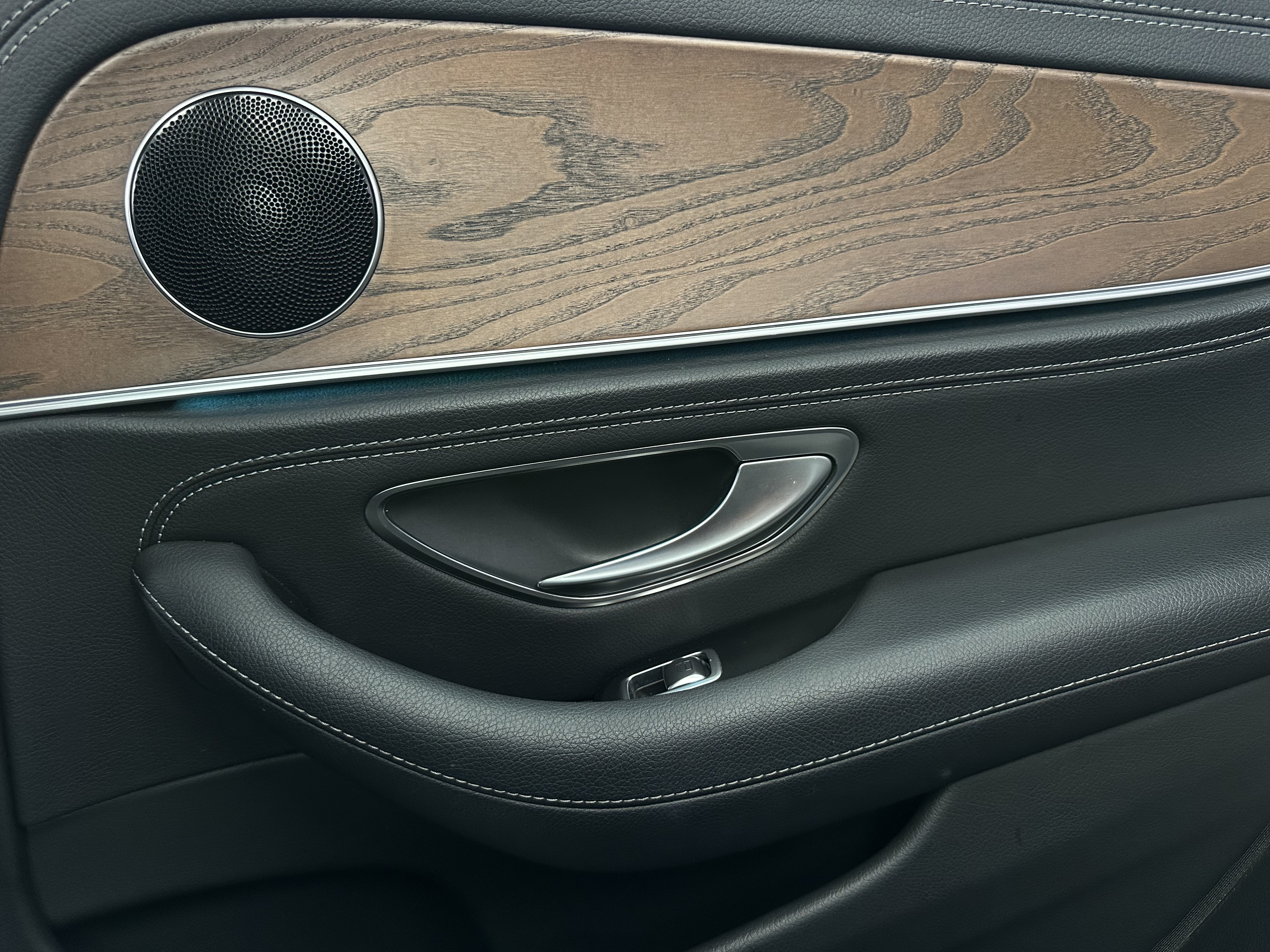 MERCEDES-BENZ E200 EXCLUSIVE 2019
