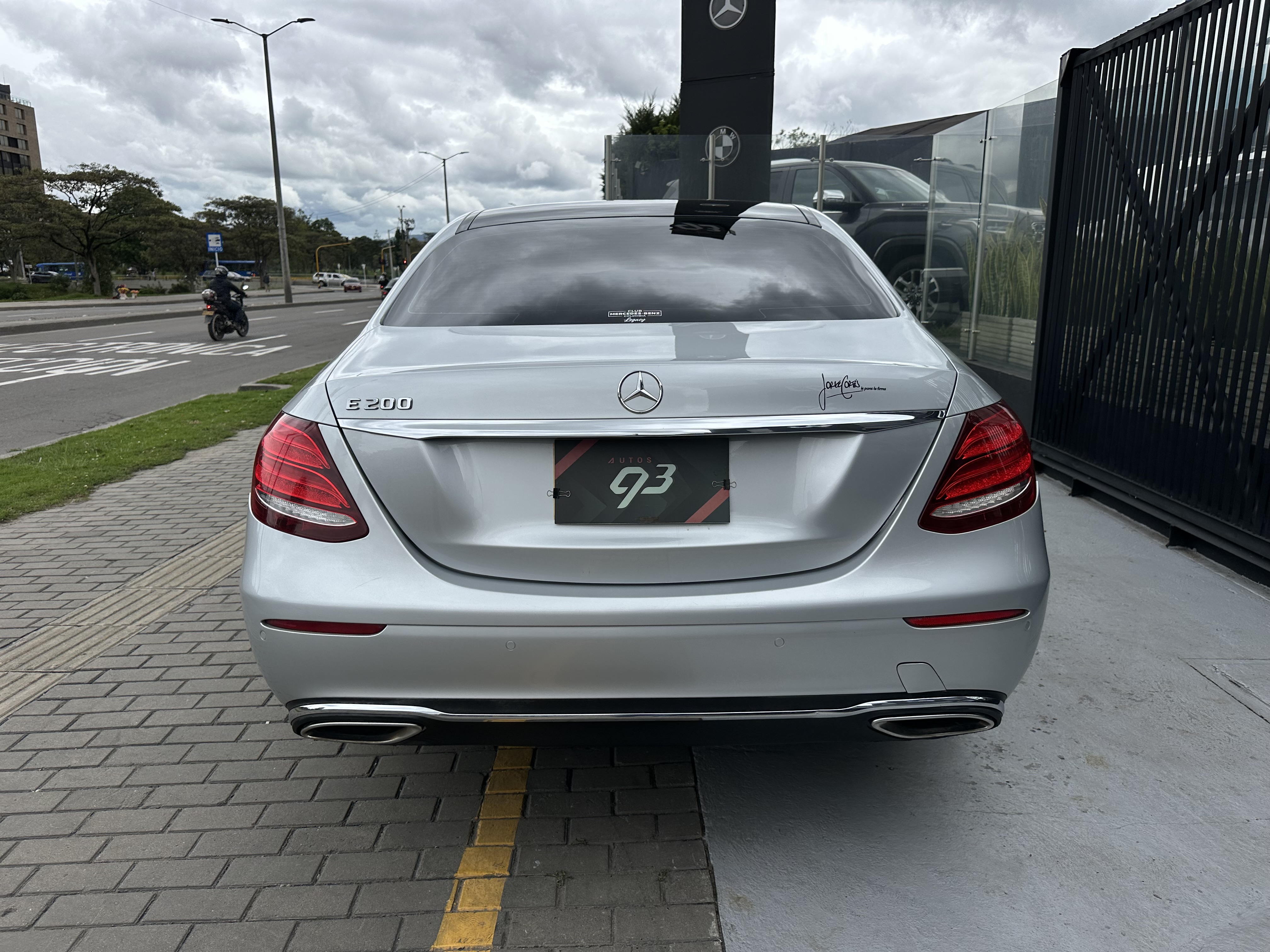 MERCEDES-BENZ E200 EXCLUSIVE 2019