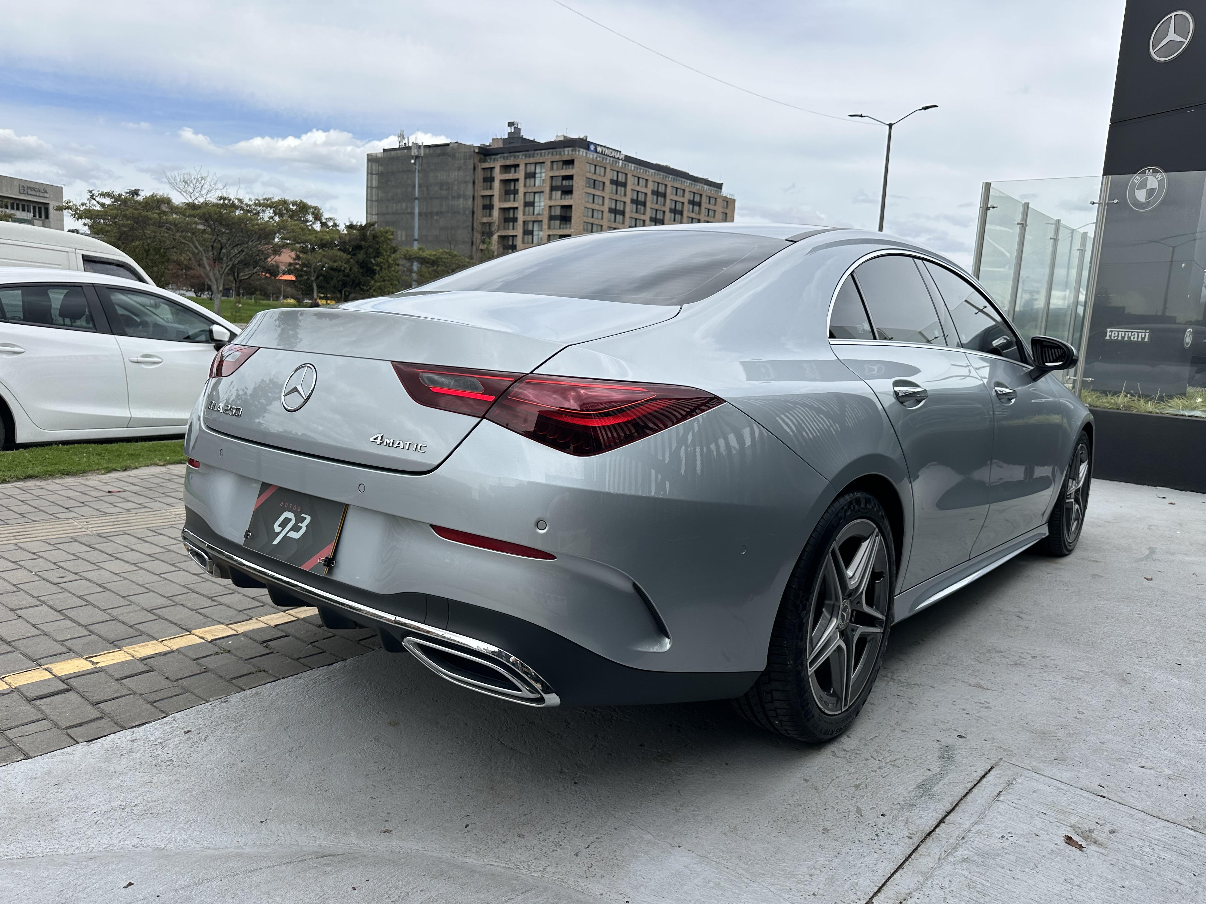 MERCEDES-BENZ CLA250 4MATIC 2025