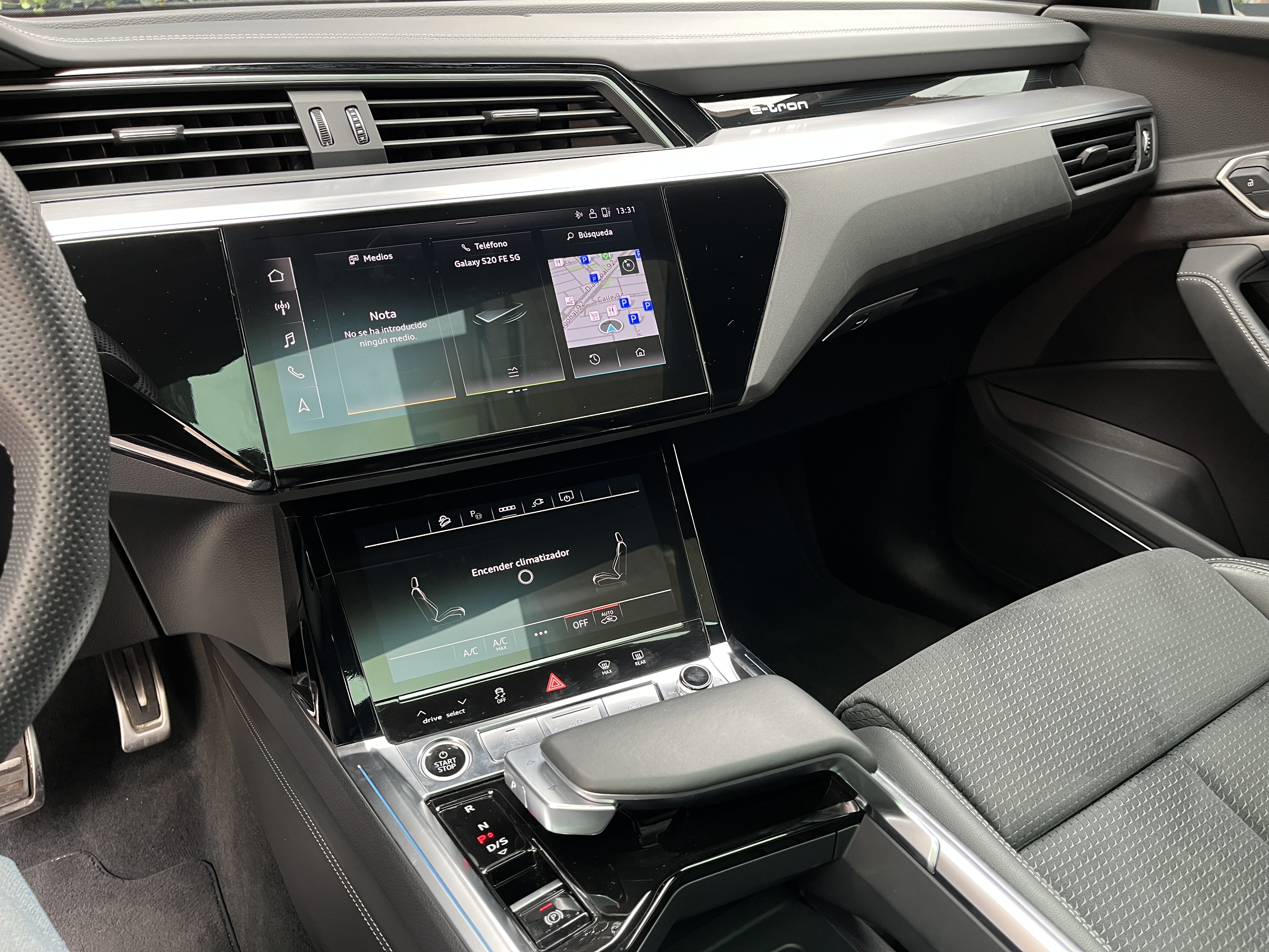 AUDI Q8 ETRON 2024