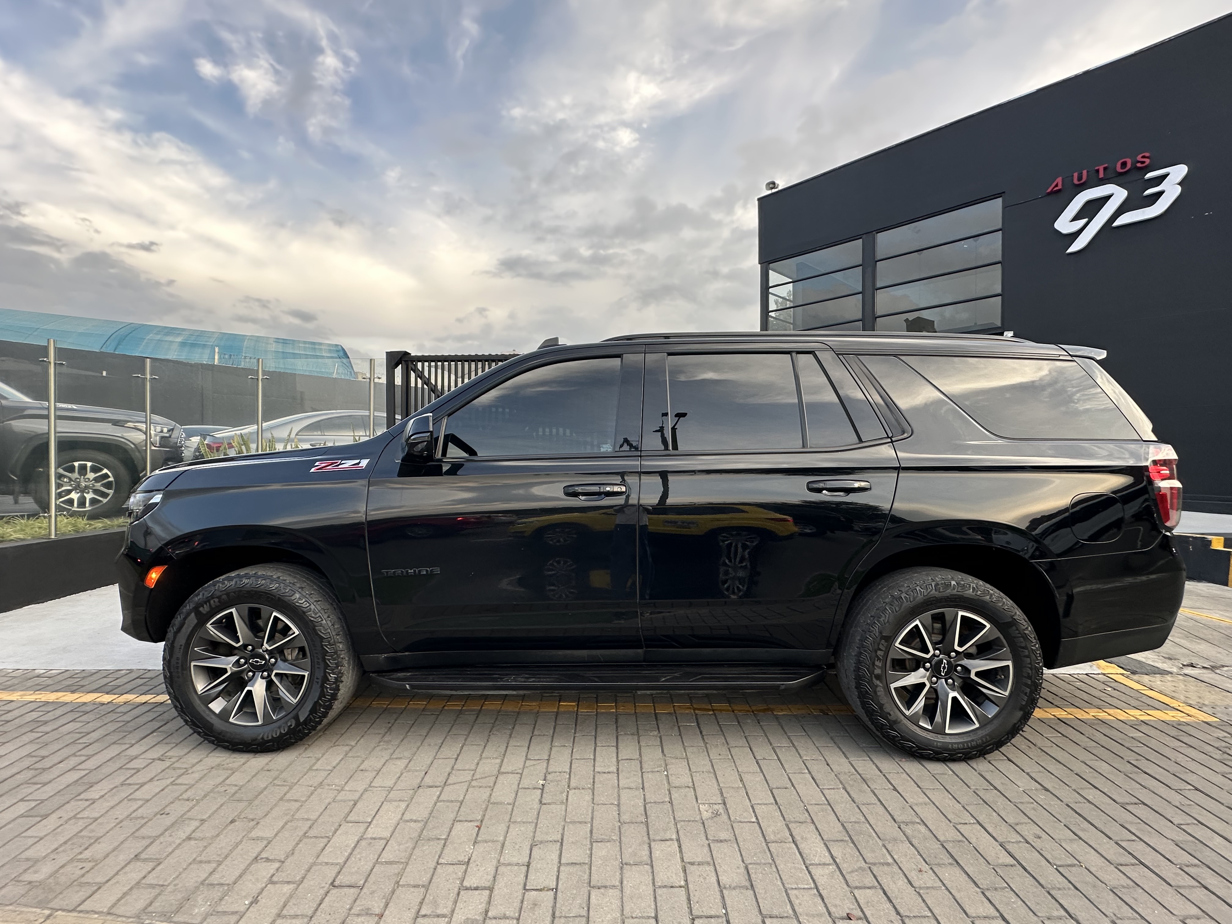 CHEVROLET TAHOE Z71 2023