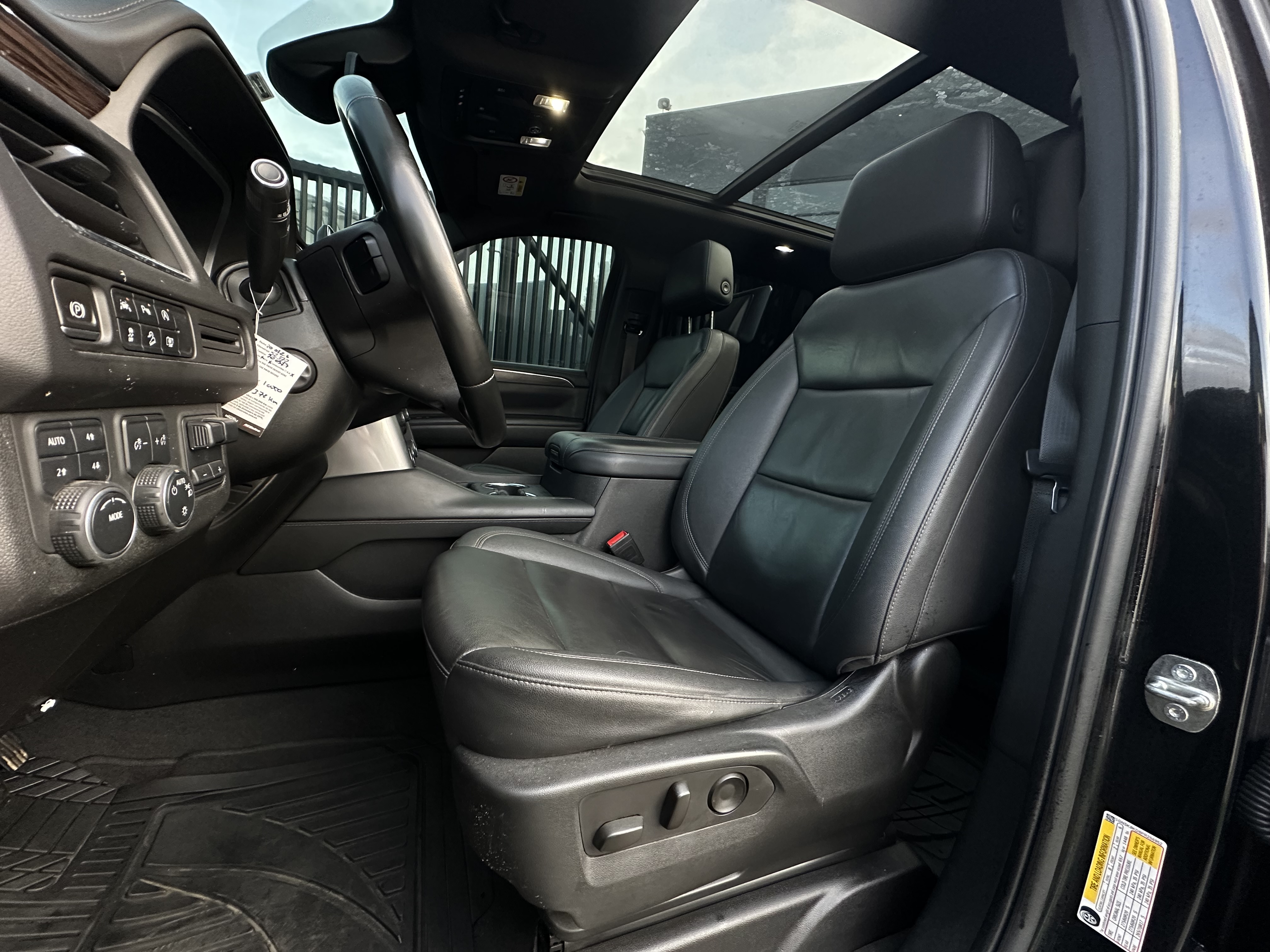 CHEVROLET TAHOE Z71 2023