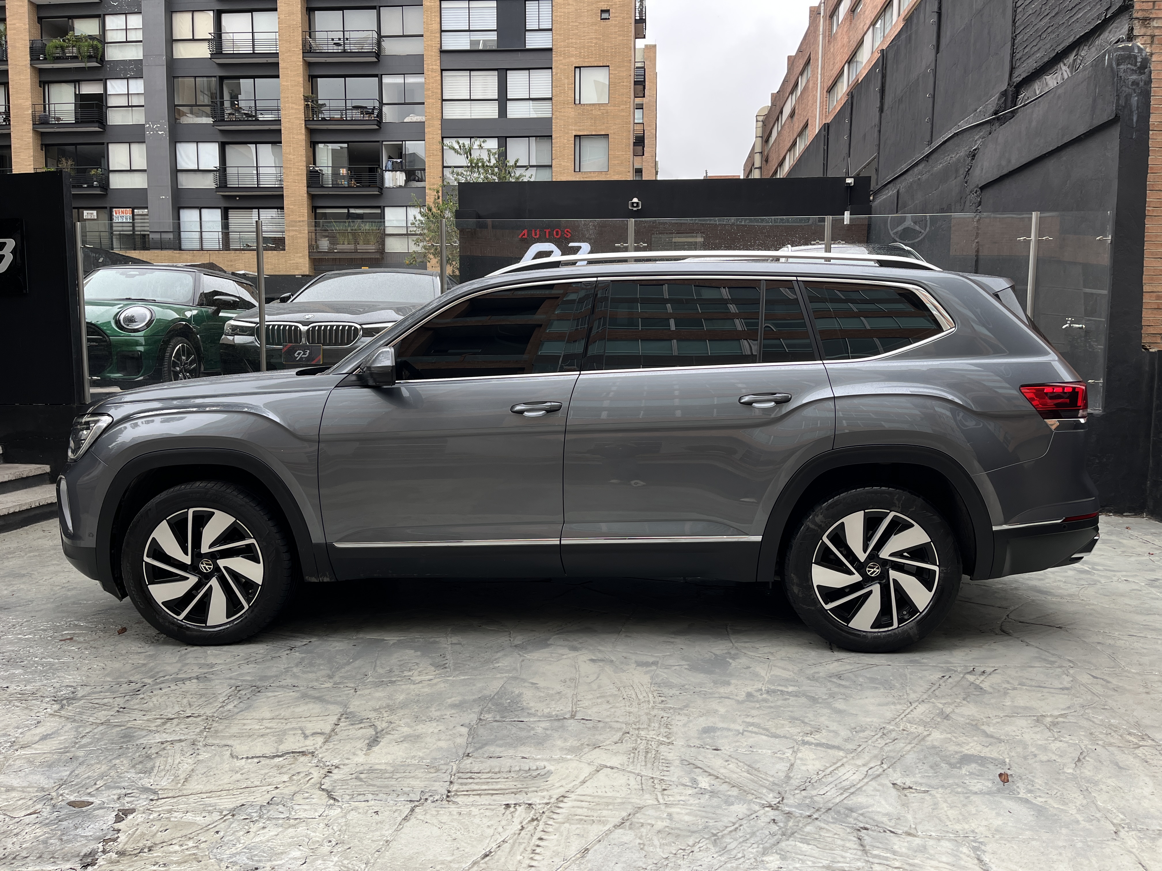 VOLKSWAGEN TERAMONT PA 2024