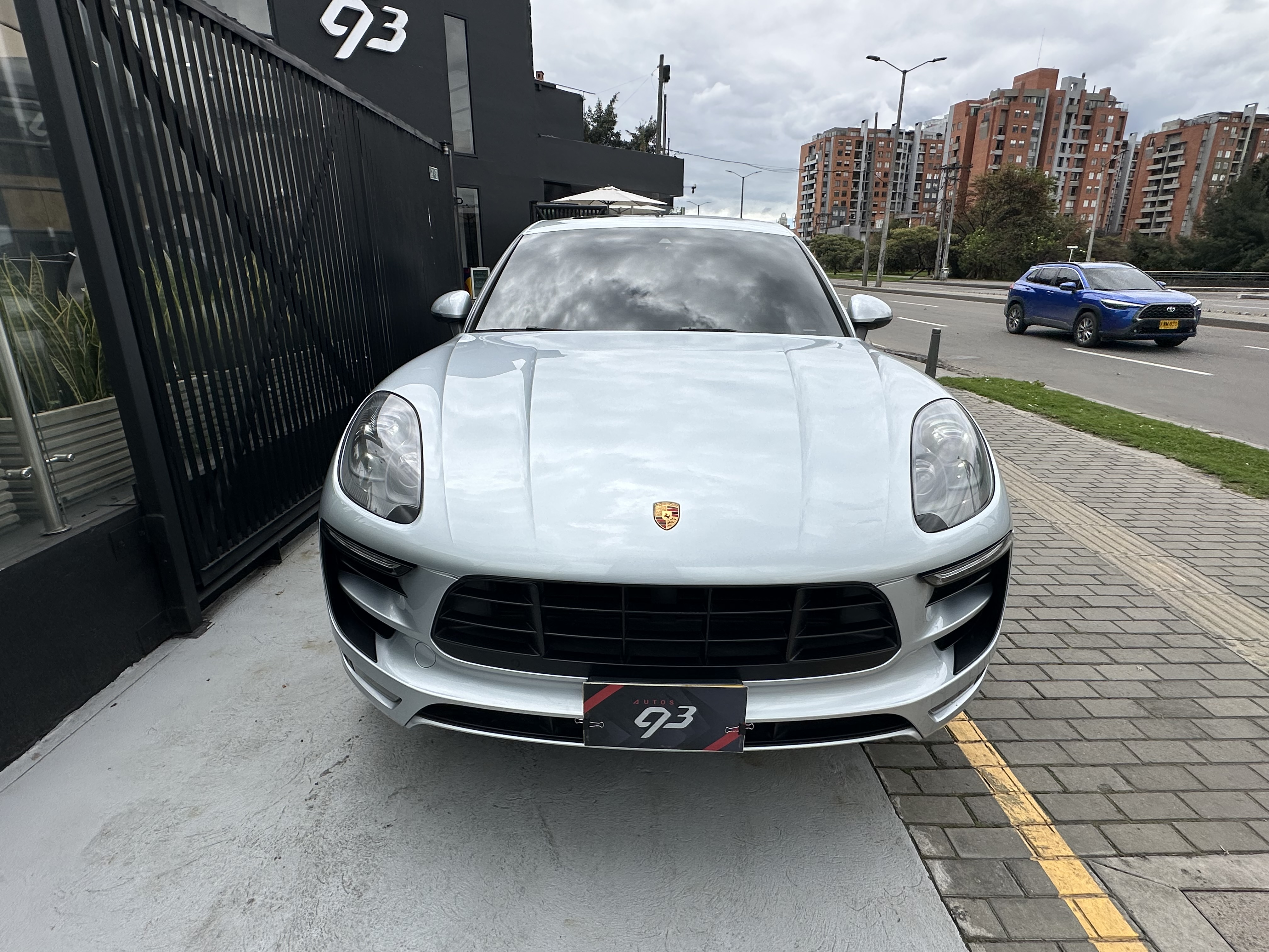 PORSCHE MACAN S 2015