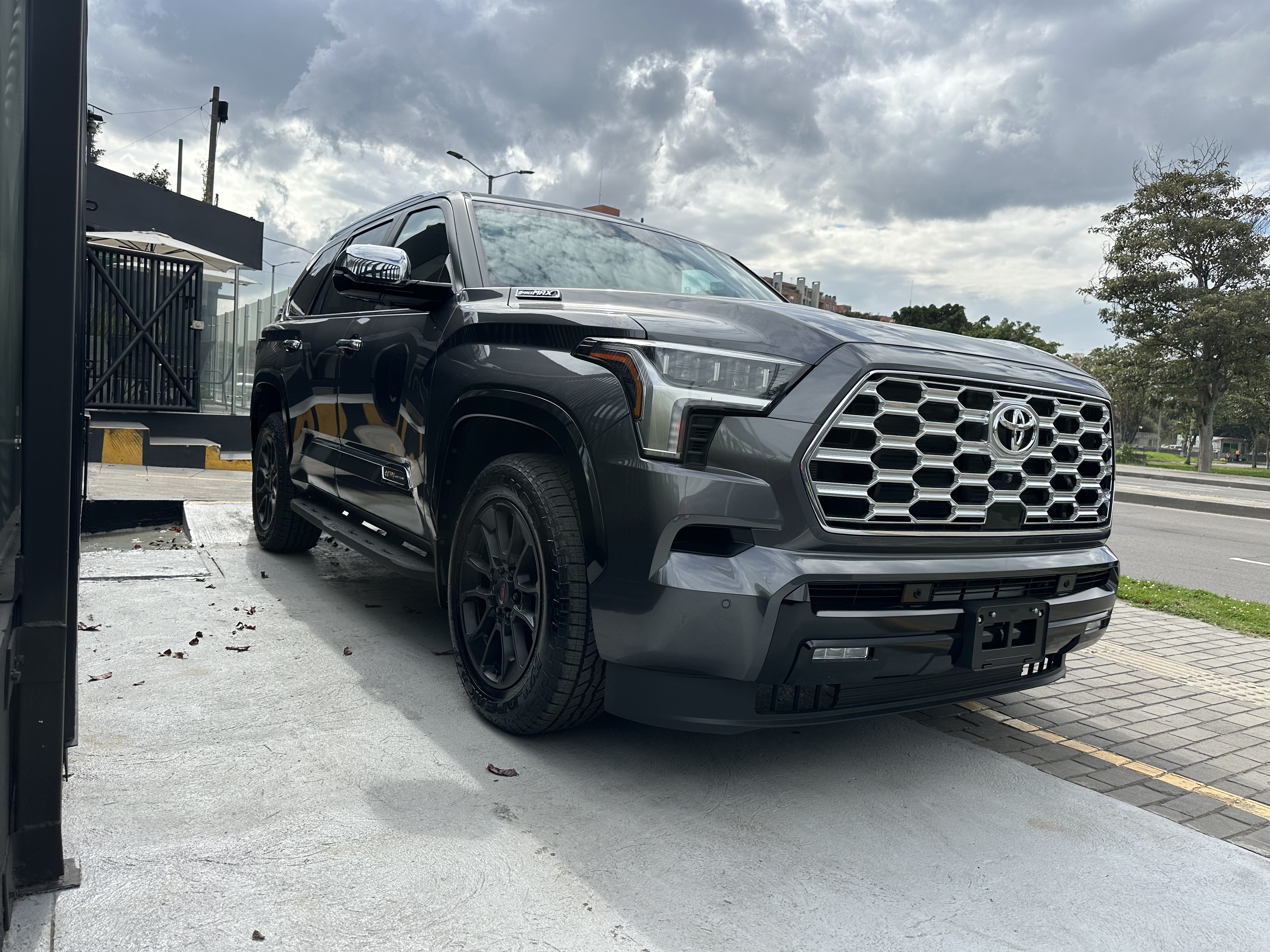 TOYOTA SEQUOIA 1794 TRD PRO 2026