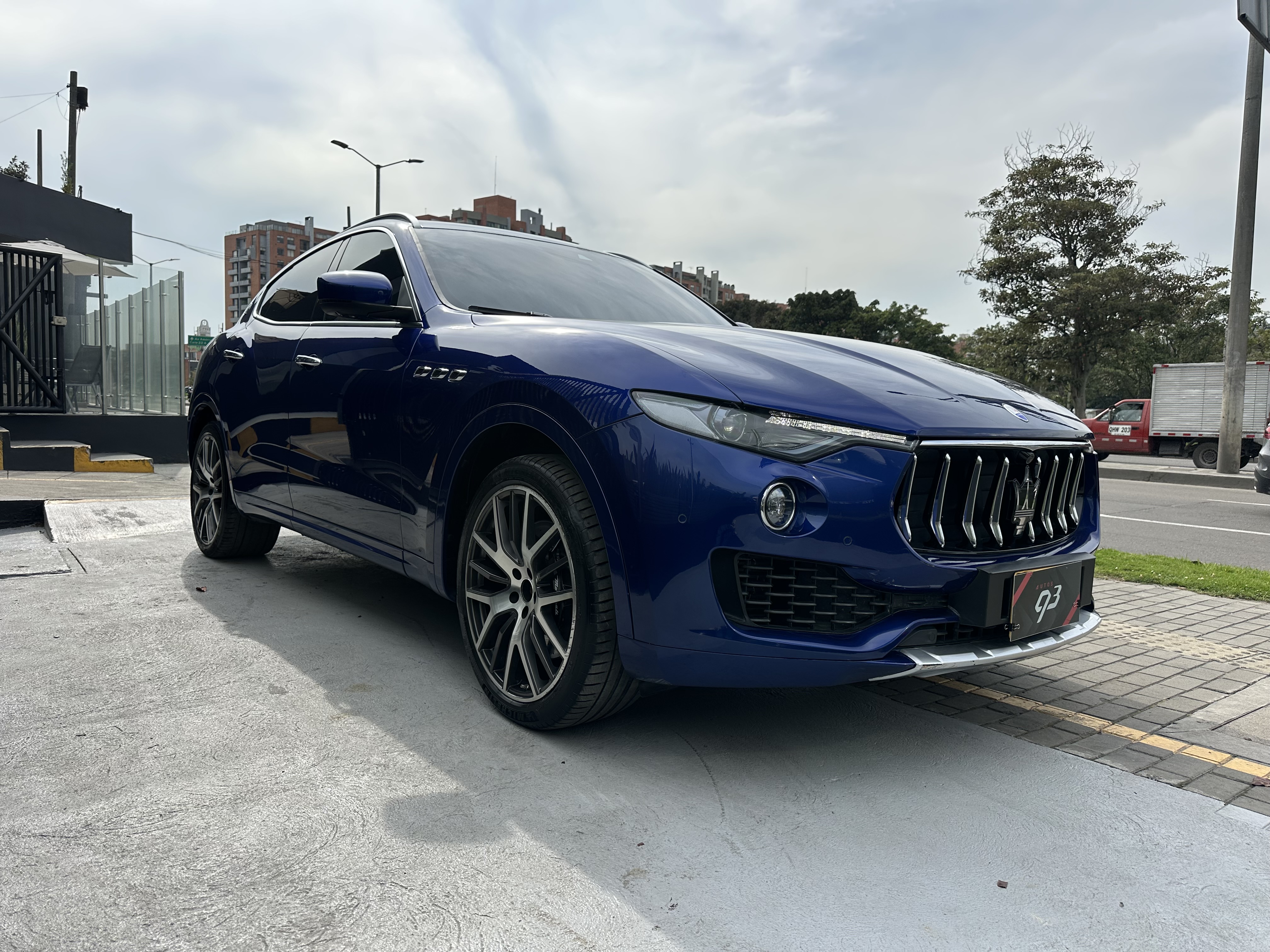 MASERATI LEVANTE S 2017