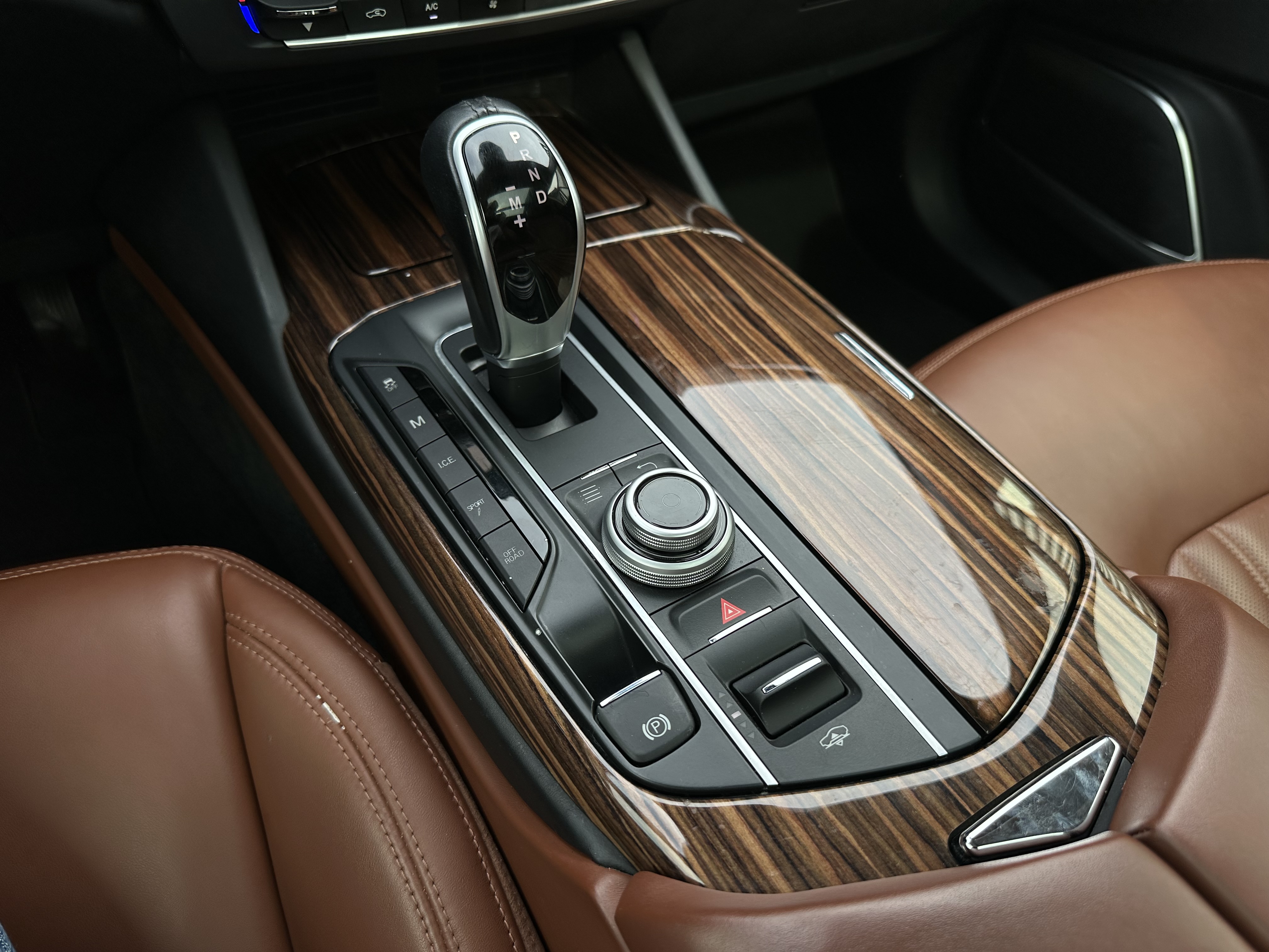 MASERATI LEVANTE S 2017