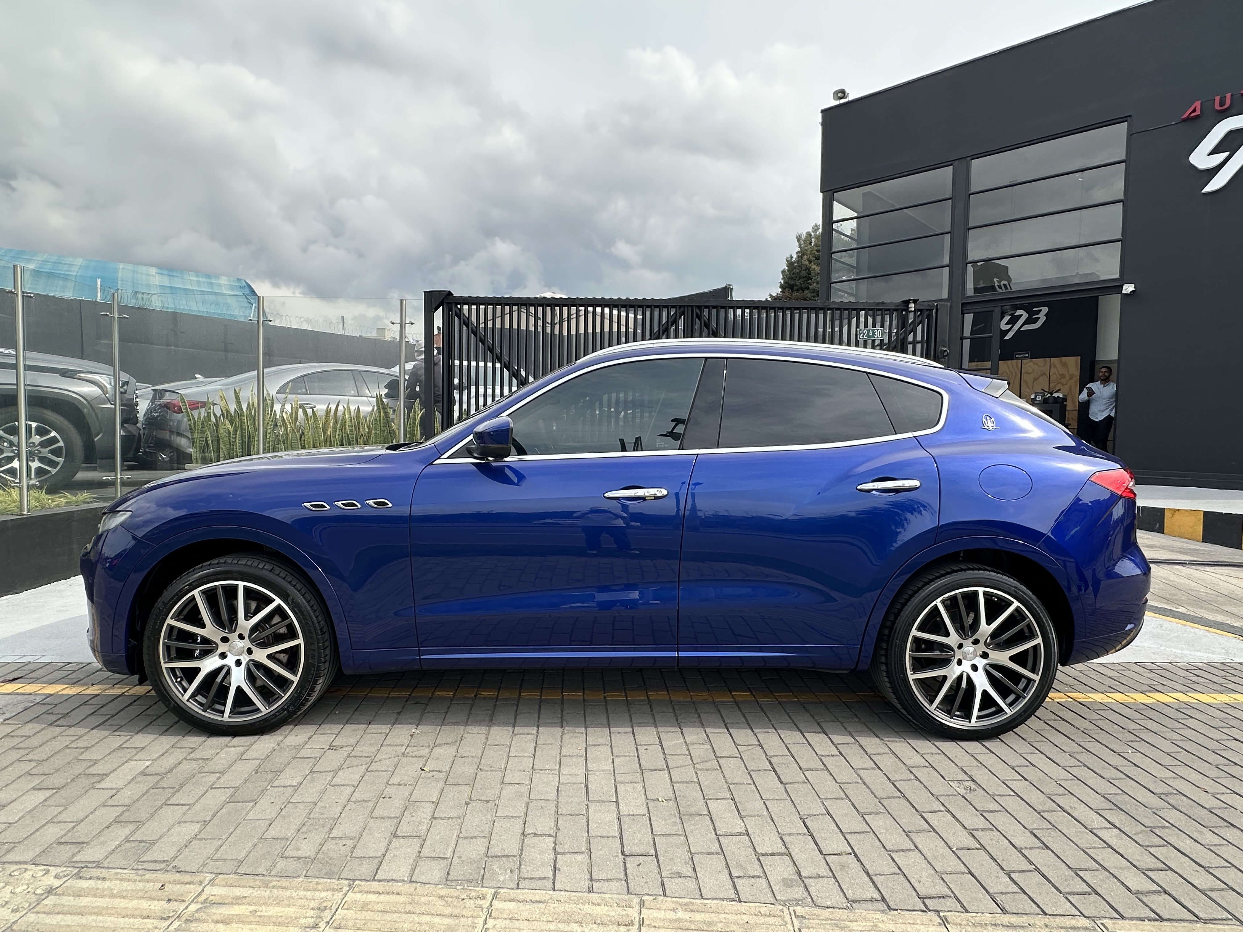 MASERATI LEVANTE S 2017