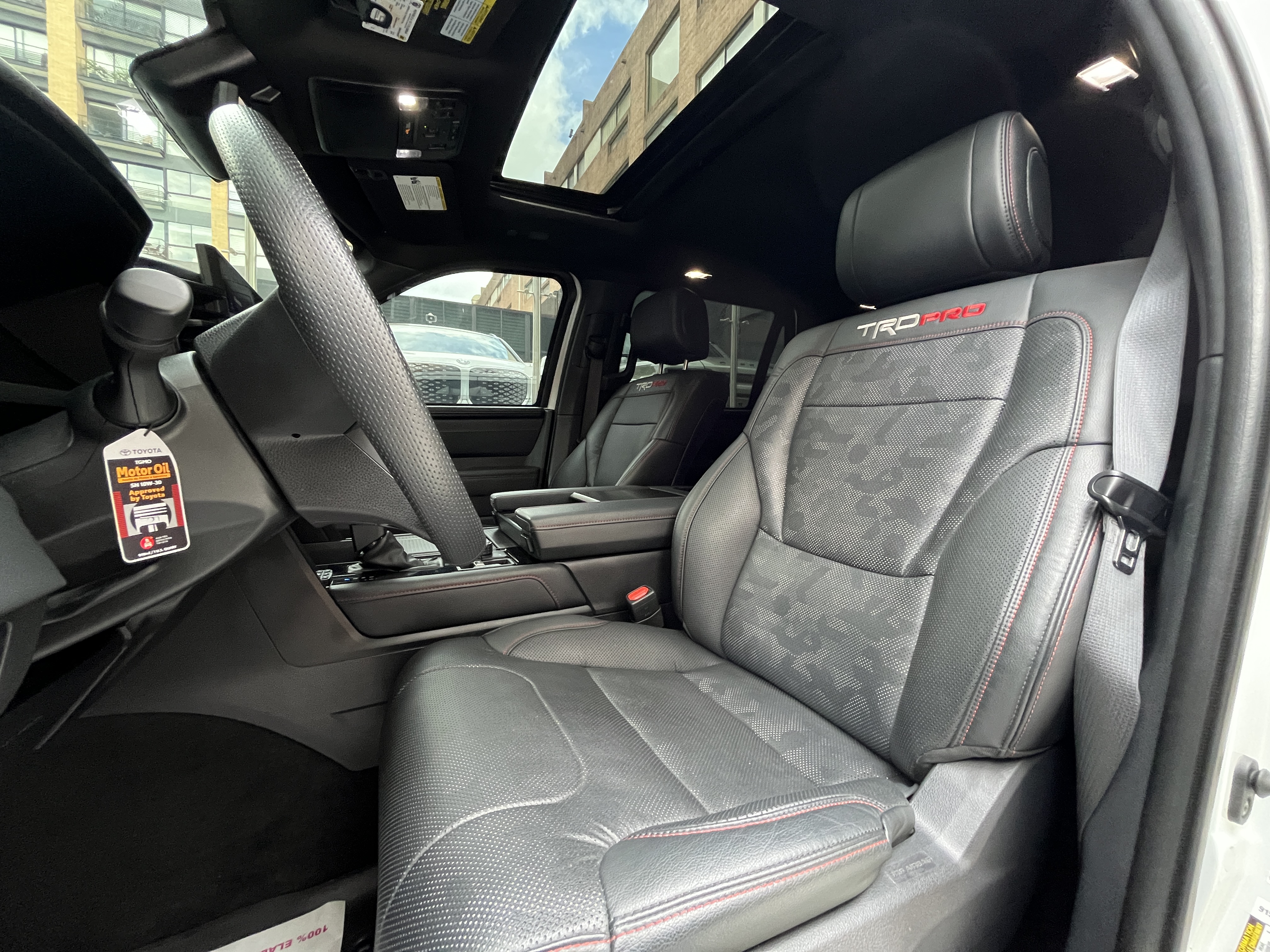 TOYOTA SEQUOIA TRD PRO BLINDADA 2024