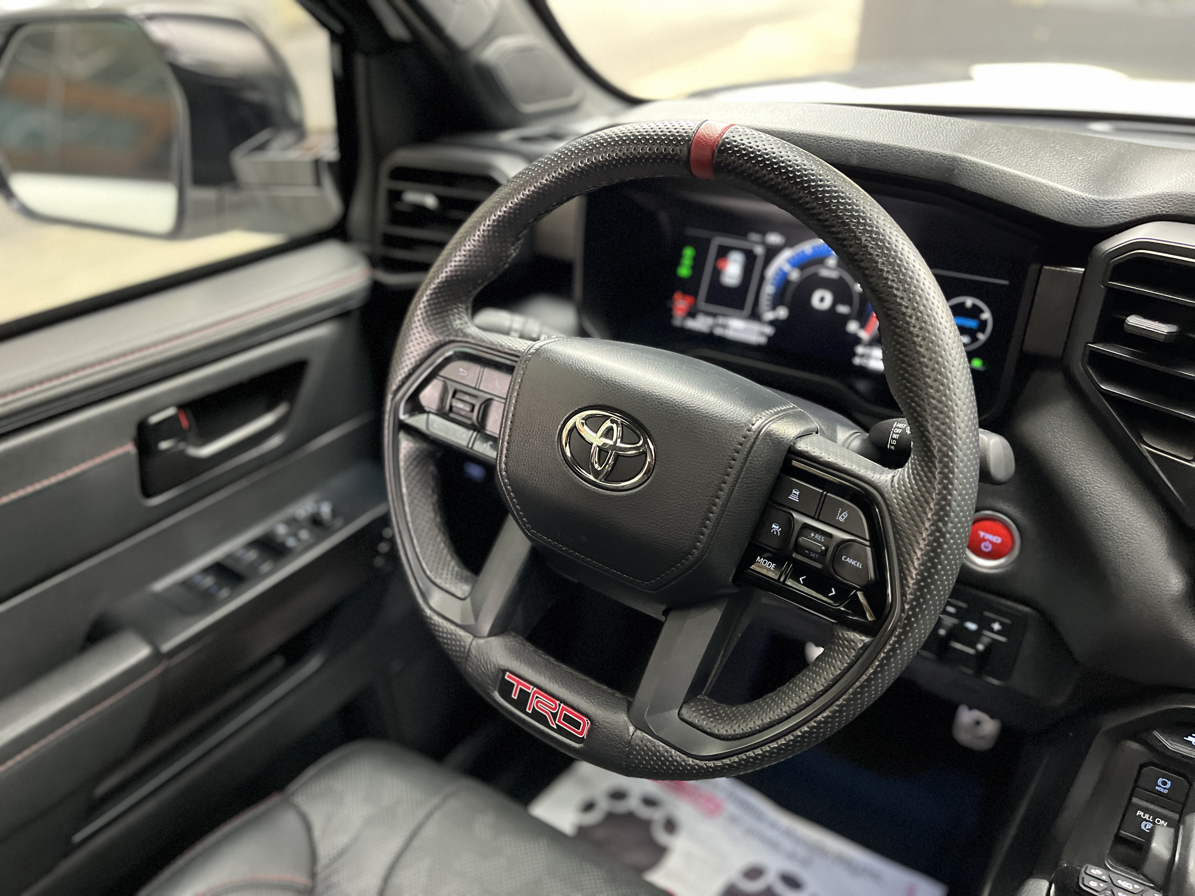 TOYOTA SEQUOIA TRD PRO BLINDADA 2024